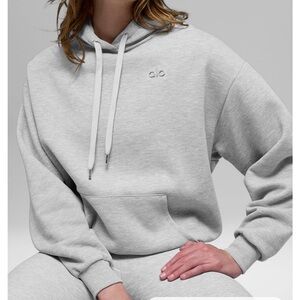 ALO Yoga Accolade Hoodie Athletic Heather Grey, Small
